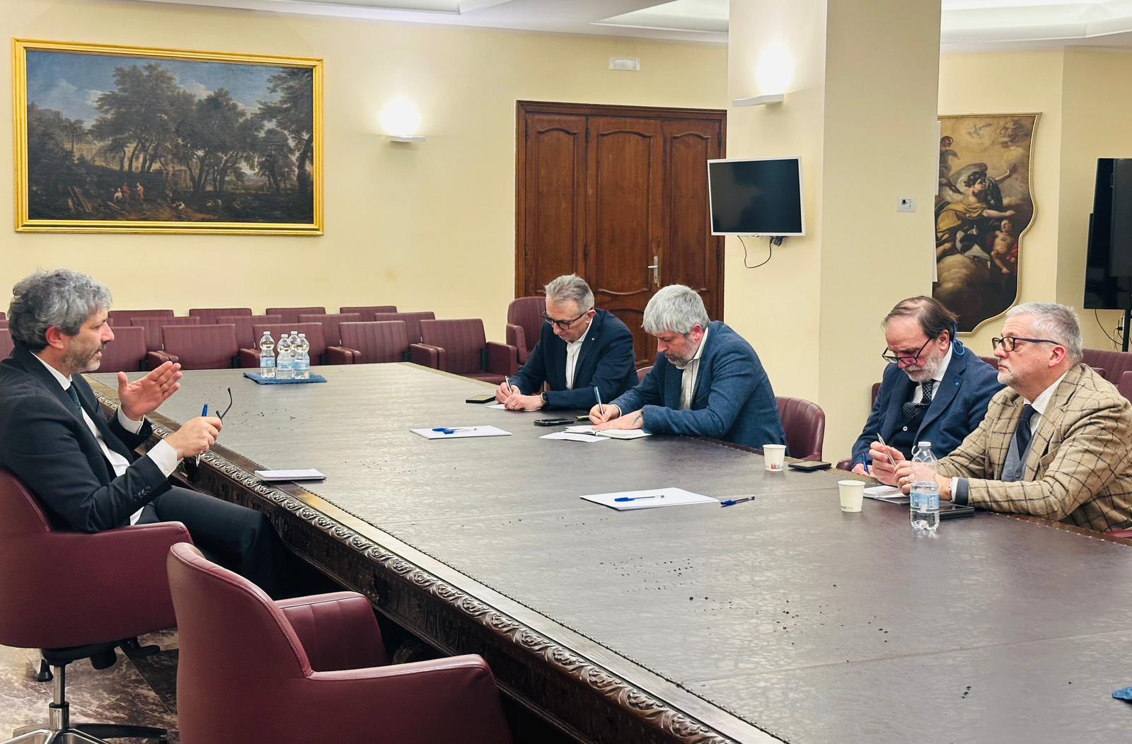 REGIONE CAMPANIA. INCONTRO TRA IL PRESIDENTE ROBERTO FICO E CGIL, CISL E UIL.