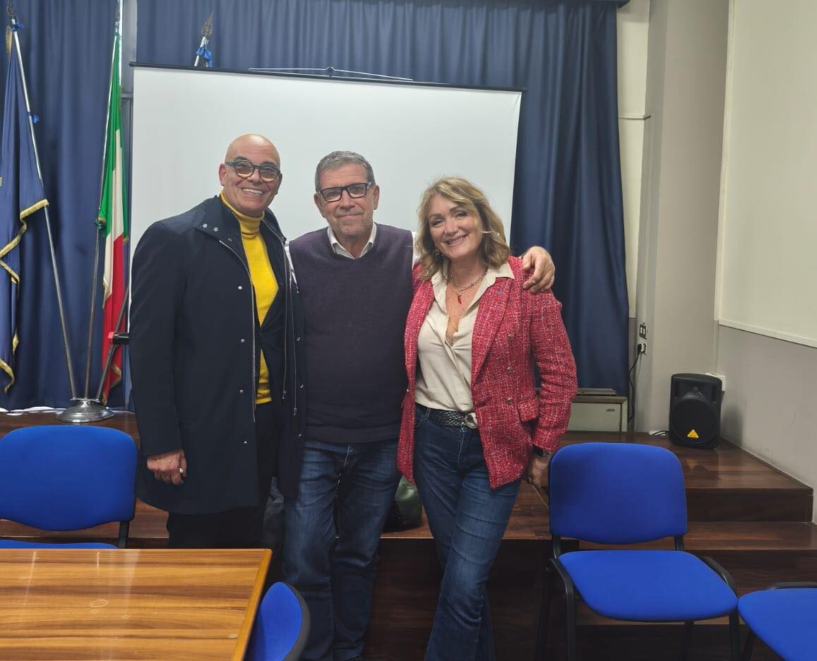 SCUOLA- I SINDACATI INCONTRANO ASSESSORE REGIONALE MORNIROLI. COSENTINO E VANNINI :”BENE IL TAVOLO PERMANENTE PER DIALOGO E CONFRONTO SU ISTRUZIONE ED EDUCAZIONE”SCUOLA- I SINDACATI INCONTRANO ASSESSORE REGIONALE MORNIROLI.