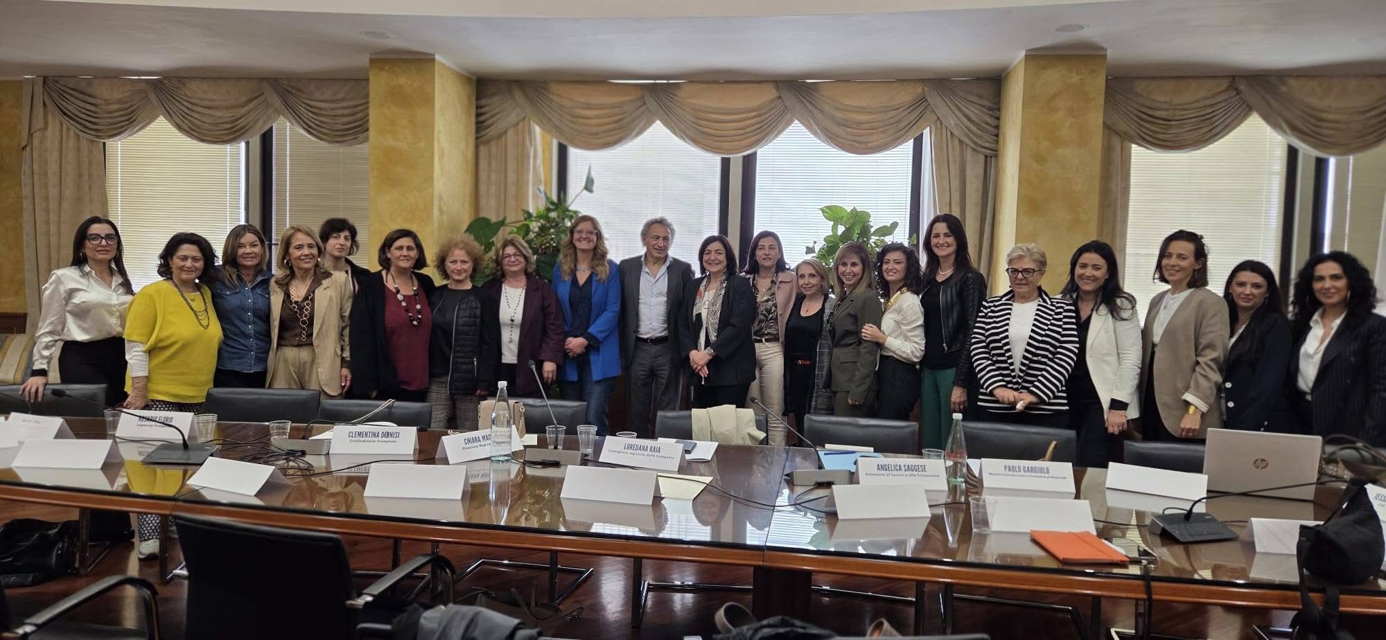 INSEDIATOSI TAVOLO PERMANENTE OCCUPAZIONE FEMMINILE PRESSO CONSIGLIO REGIONALE. UIL CAMPANIA: “UN PRIMO RISULTATO IMPORTANTE E FORTEMENTE VOLUTO DA CGIL CISL UIL. ADESSO SINERGIA E COSTANZA”