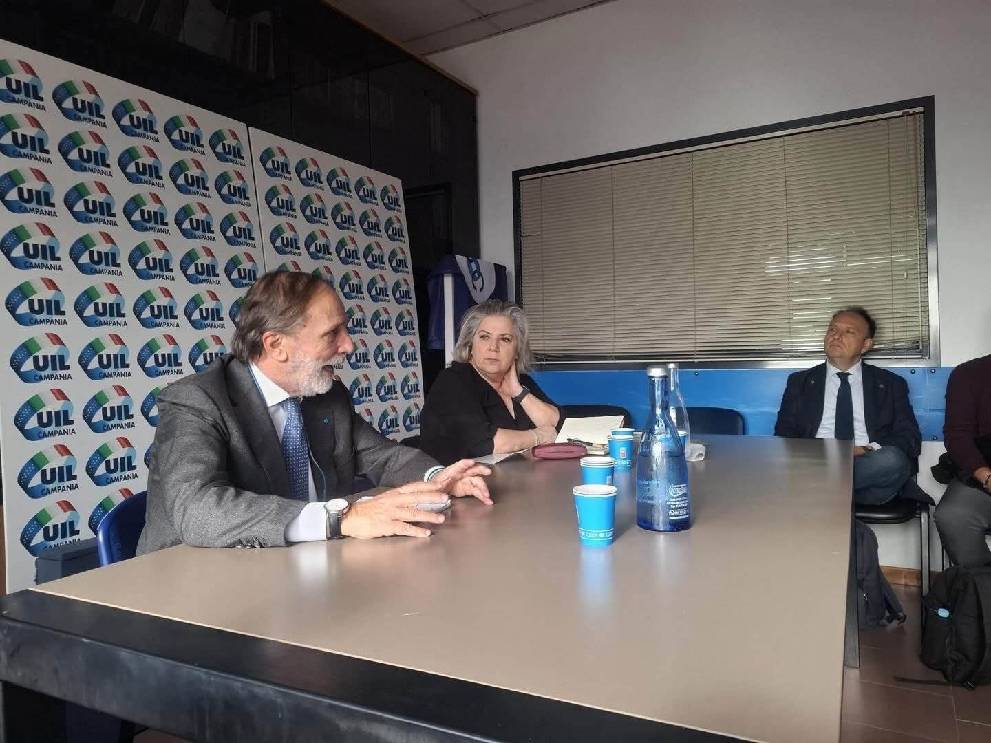 Oggi, presso la sede della UIL Campania, si è riunito il Coordinamento regionale UIL Artigianato con i Segretari generali delle Categorie interessate, per rafforzare la collaborazione e condividere azioni concrete a tutela delle lavoratrici e dei lavoratori del settore artigiano.